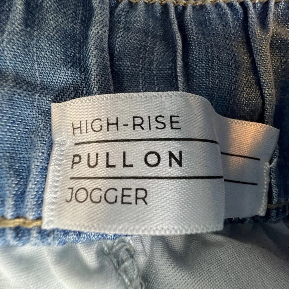 Lane Bryant Plus 22 High Rise Pull On Cargo Crop Jean Jogger - Picture 4 of 16